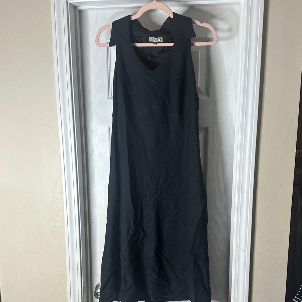Ivy Black Sleeveless Dress